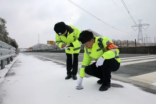 巡检机器人：工业智能的新力量(图1)
